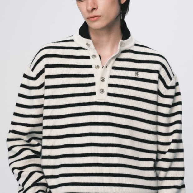 [M] 노이스 스트라이프 헨리넥 니트