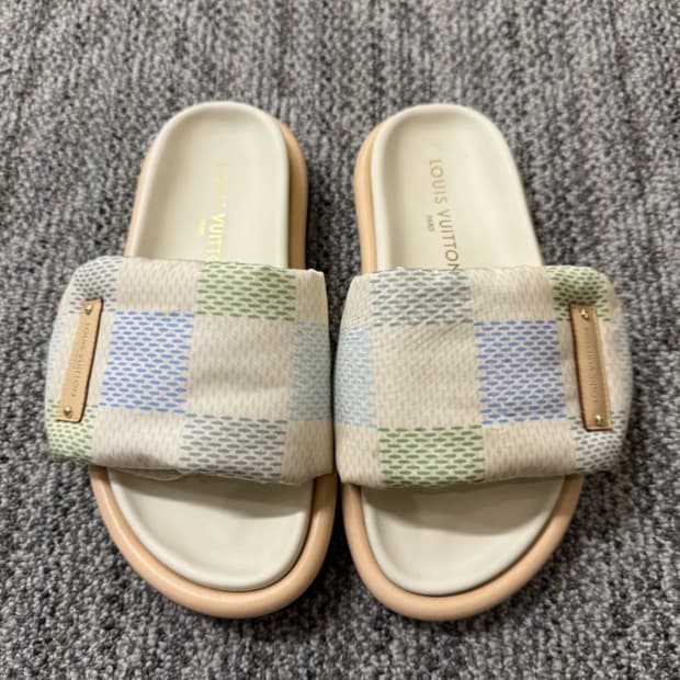 [250] 루이비통 필로우 슬리퍼