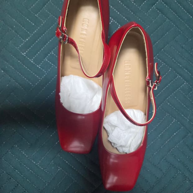 빈티지 레드 미드힐 슈즈