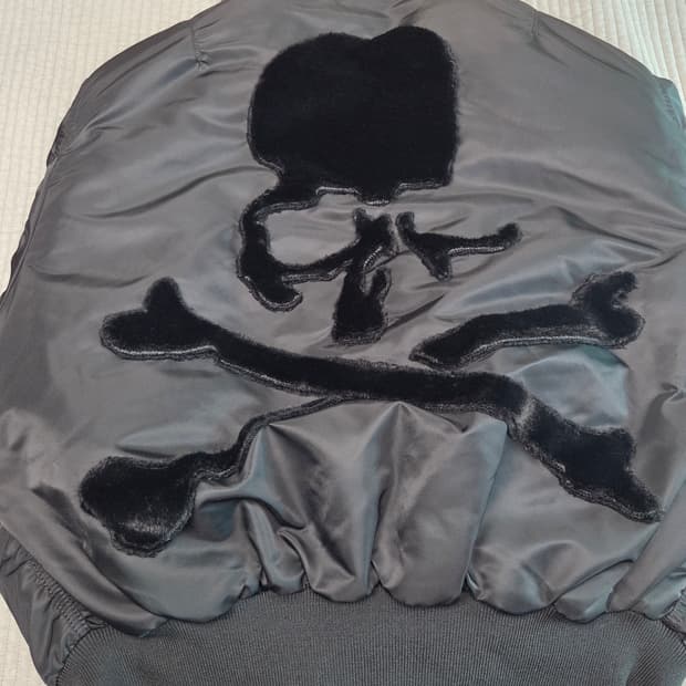 알파인더스트리 X 마스터마인드 B-15 리버시블 항공점퍼