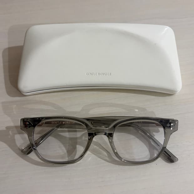 젠틀몬스터 볼타 GC4 그레이