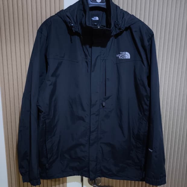 110 노스페이스 하이벤트 바람막이