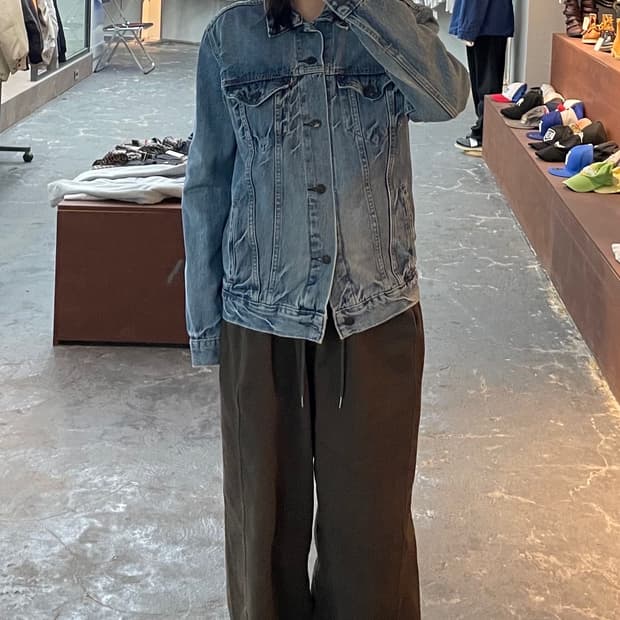 리바이스 워시드 연청 데님 트러커 자켓 H1247