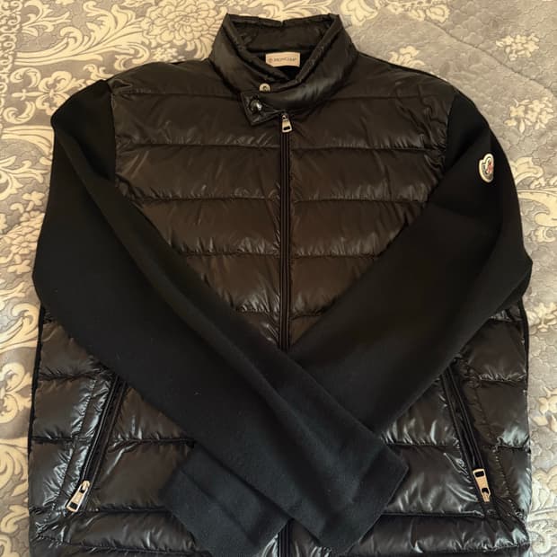 몽클레어 패딩 울 집업 가디건 블랙 - 25SS M