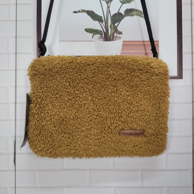 몽벨 플리스 워머 크로스백 숄더백 파우치 새상품