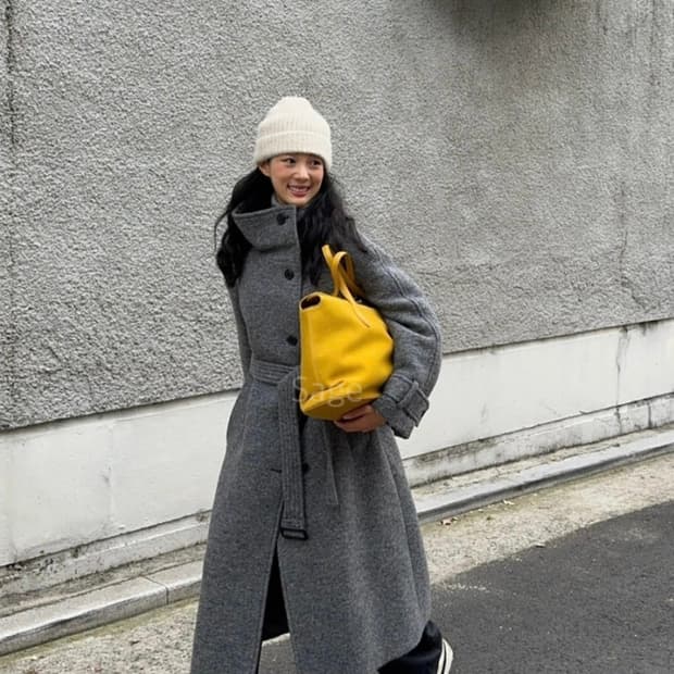 루에브르 하이넥코트 M사이즈 주말까지만 판매 바로배송