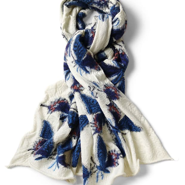 캐피탈 축융 나비 머플러