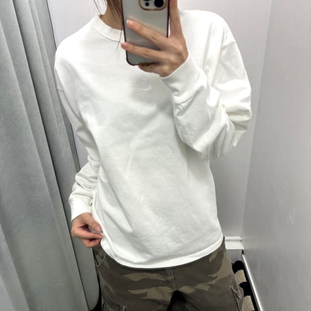 나이키 화이트 루즈핏 롱슬리브