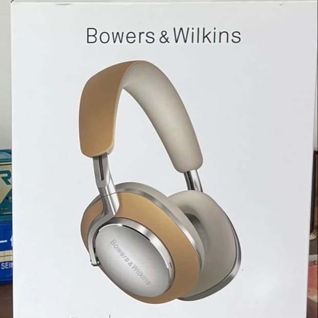 Bowers & Wilkins 바워앤윌킨스 PX8 헤드폰 