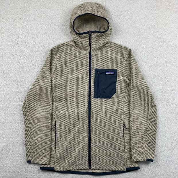 파타고니아 R1 에어 후디 플리스