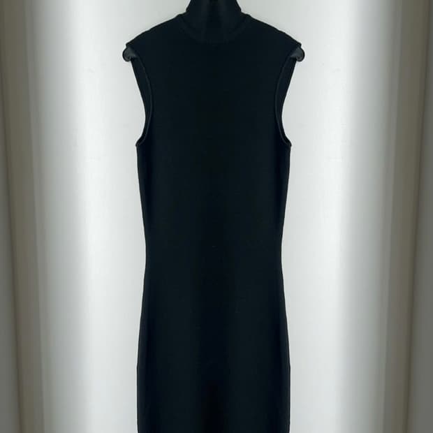 DKNY 니트 원피스 슬리브리스 원피스