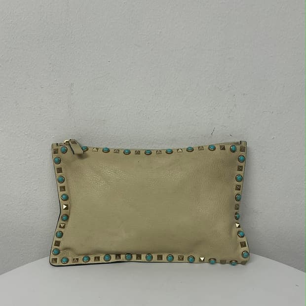 발렌티노 가라바니 락스터드 터콰이즈 스톤 클러치백