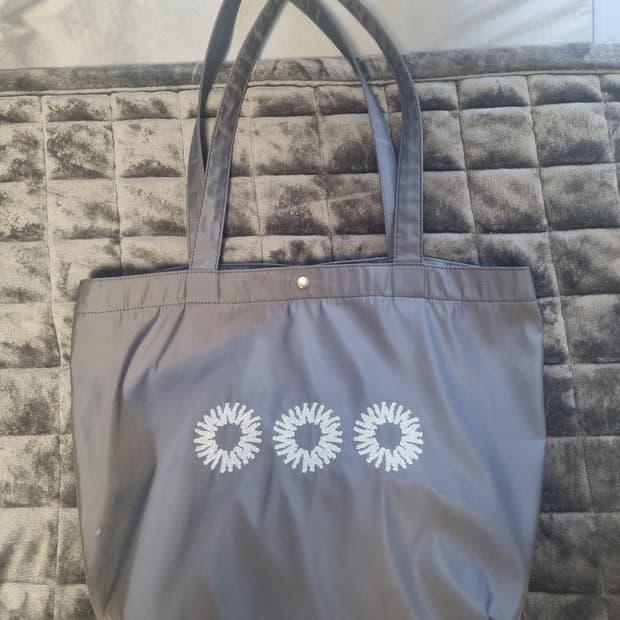 999휴머니티 토트백