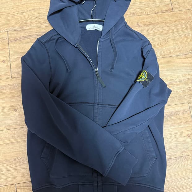 스톤아일랜드 후드집업