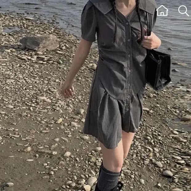 에이블리 애니원모어 셔링 카라 퍼프 단추 원피스 / 빈티지무신사모리걸