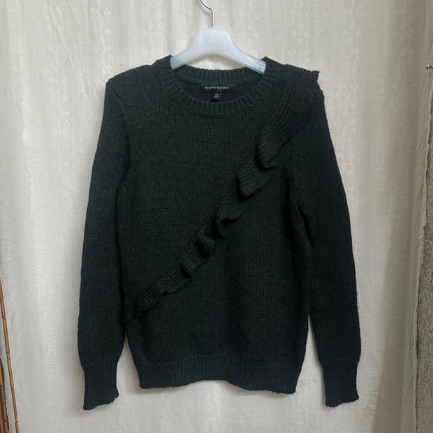 banana republic 프릴 니트