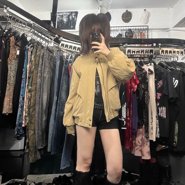 베이지 봄버 자켓