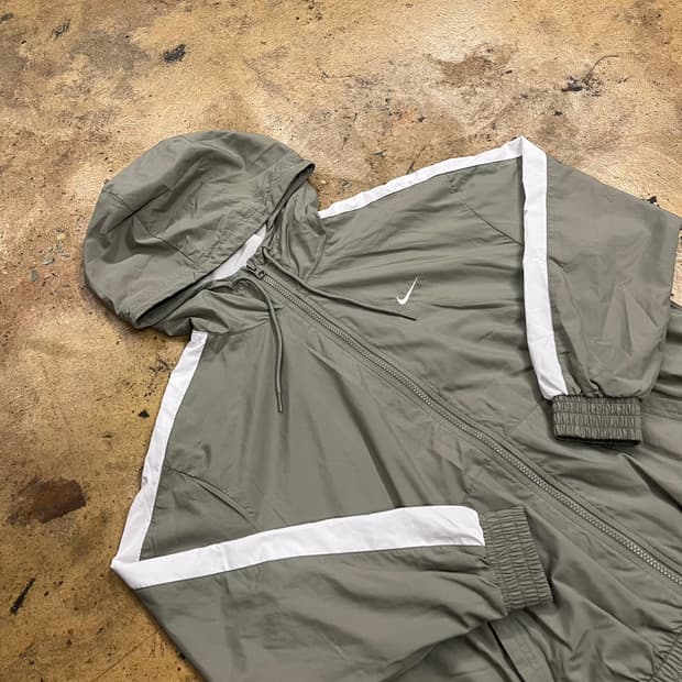 나이키 연카키 바람막이 