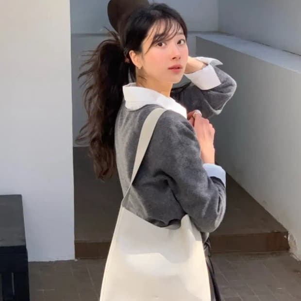 로서울x민하 트로브백 미디엄 아이보리