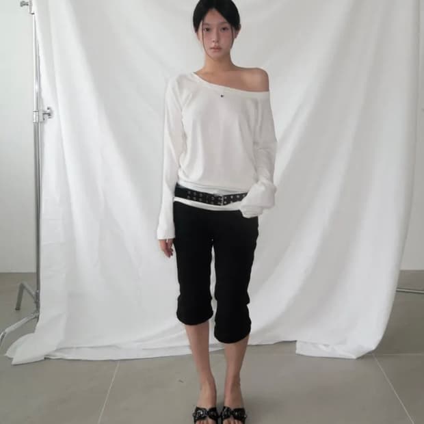 Arb Seam Detail Capri Pants