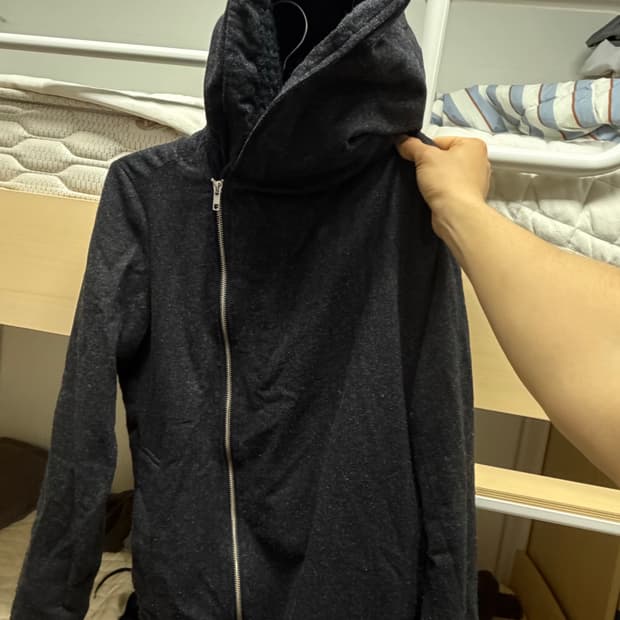 스테판슈나이더 사선집업