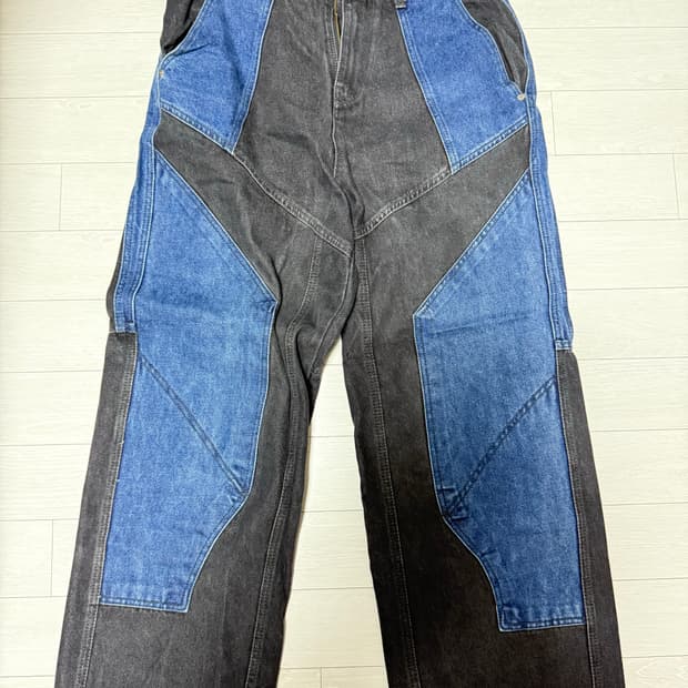 꼼파뇨 믹스드 절개 데님팬츠