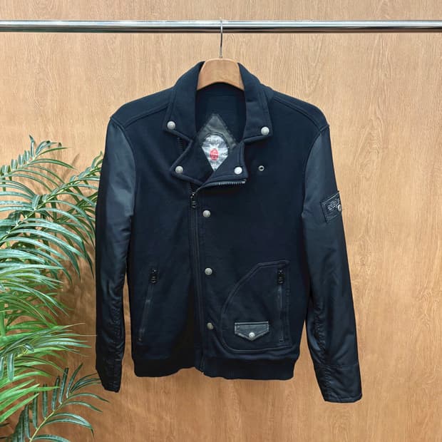 디젤 바이커 블루종 자켓 언발란스 집업 나일론 배색 슬리브 디테일 블랙