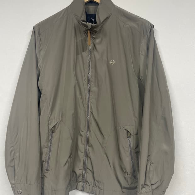 헤지스 바람막이자켓