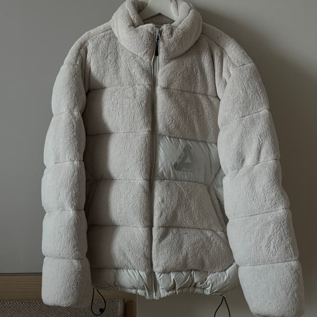 Palace 패딩 자켓