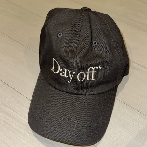 에이카화이트 Dayoff 캡