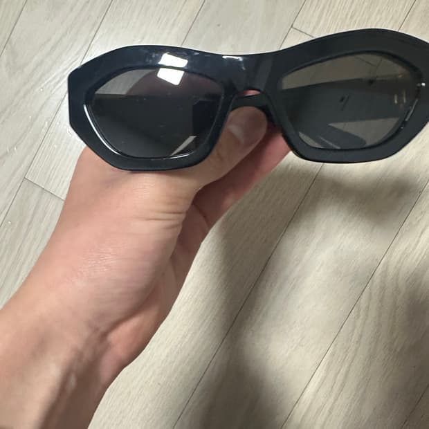 보테가 베네타 선글라스