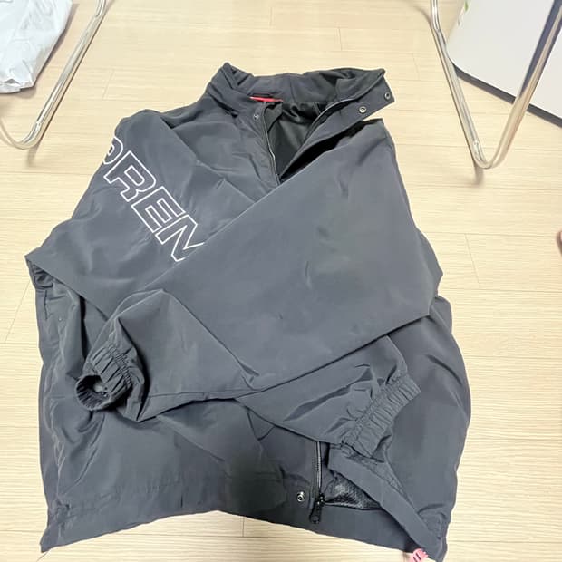 슈프림 스펠아웃 24fw 블랙L