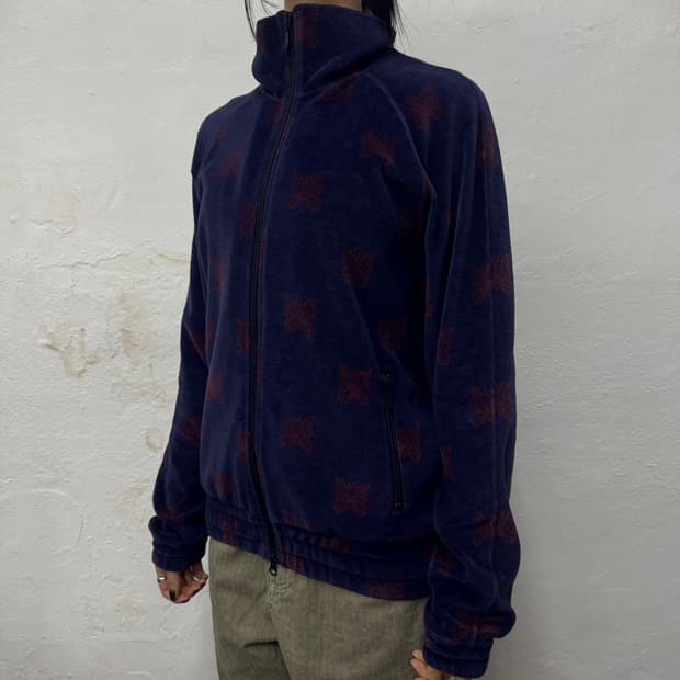 니들스(NEEDLES) 퍼플레드 파피용 풀 패턴 벨루어 트랙탑 자켓