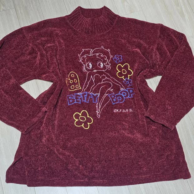 베티붑 정품 일본빈티지)00s90s 버건디 하이넥 로맨틱 니트스웨터