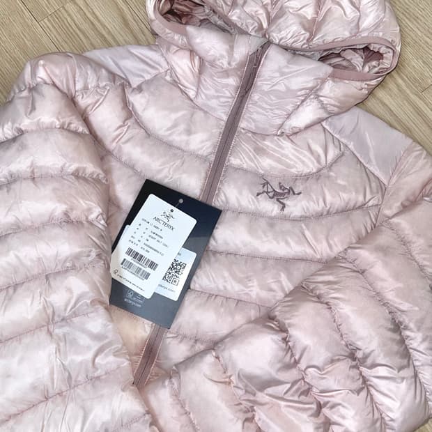 아크테릭스 세륨 LT 후디 여성용 desert salt 패딩 알파인로즈 