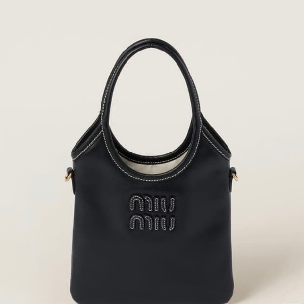 미우미우 아이비백 가죽 토트백