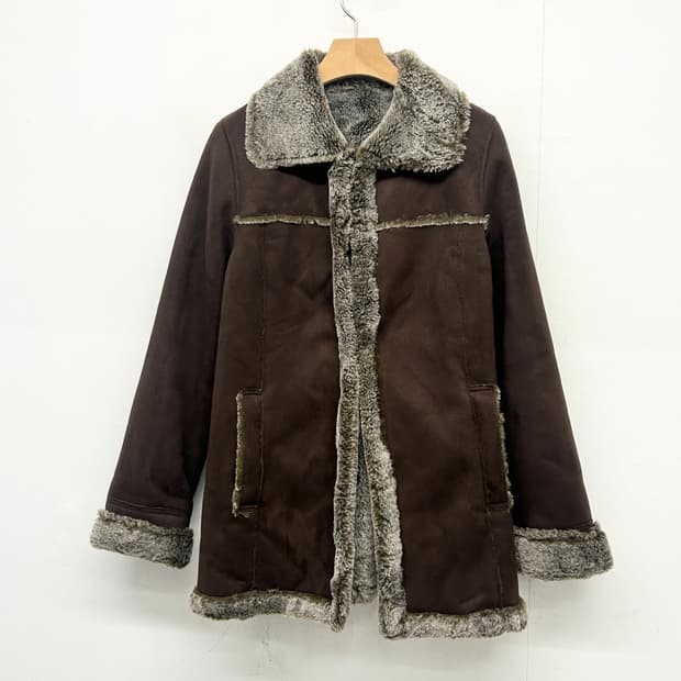 MONI 브라운 스웨이드 무스탕 코트