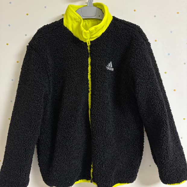 아디다스키즈 뽀글이 (양면) 사이즈 130