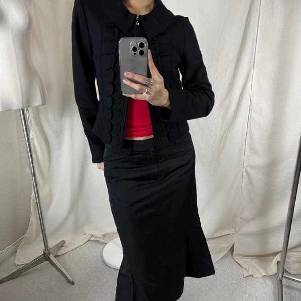 Artisan Contre 블랙 미디스커트