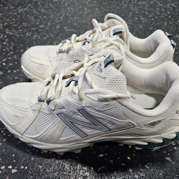 뉴발란스 610 트레일 운동화 235mm