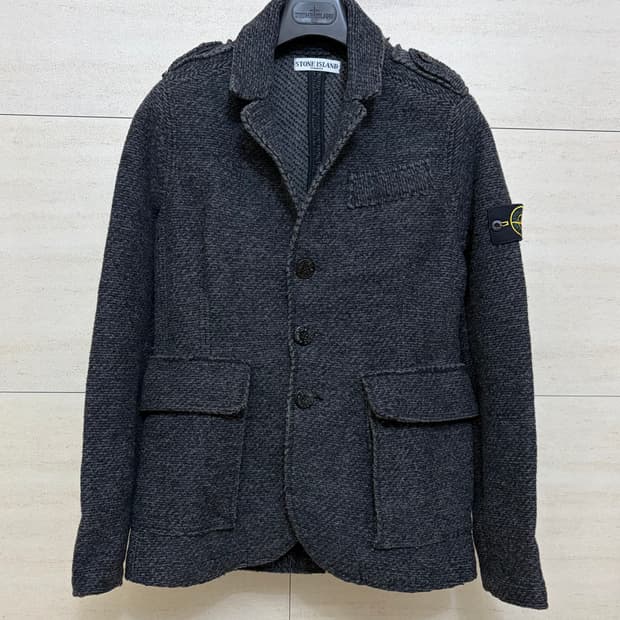 스톤아일랜드 코트