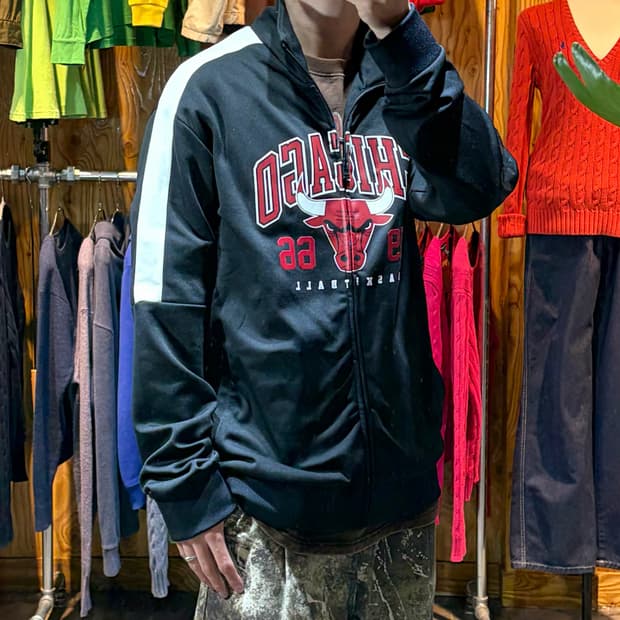 XL NBA 시카고불스 1966 빅로고 트랙탑