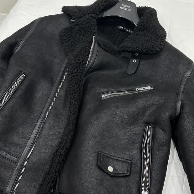 ZARA 자라 가죽 무스탕