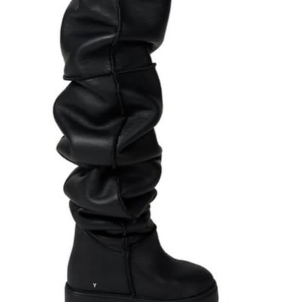 Yellow shoes KIKI loose fit 롱부츠 S size