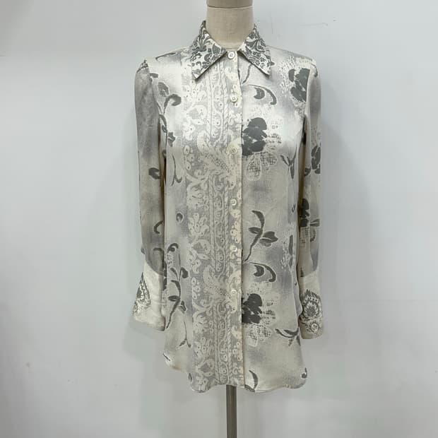 에트로 블라우스