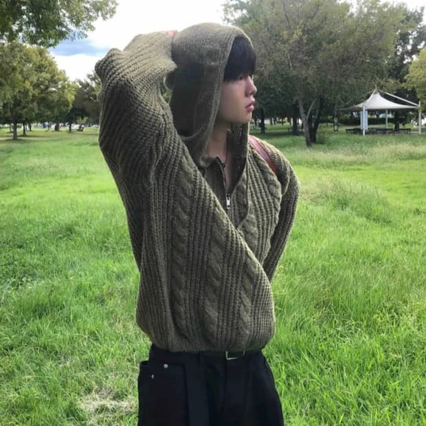 후드 반집업 니트