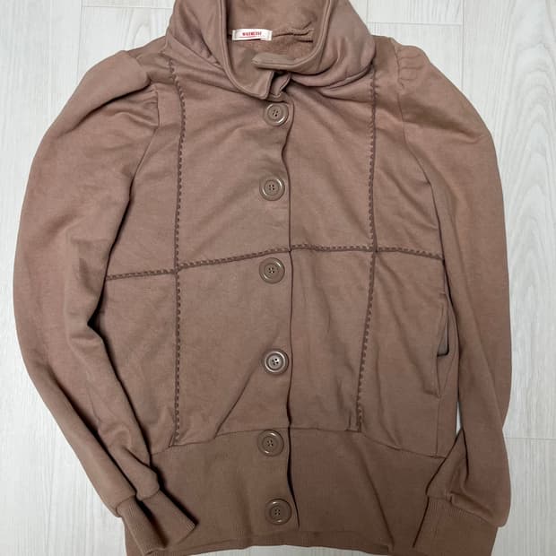 빅버튼 하이넥 절개집업