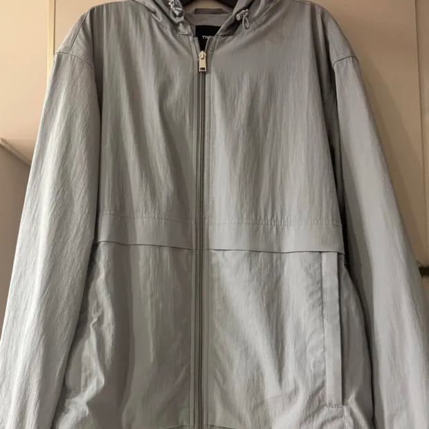 띠어리 켈소 바람막이자켓 m 팝니다