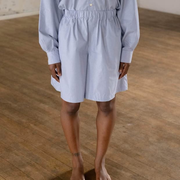 [XS,S,M]베이스레인지 Claude 오가닉 스트라이프 쇼츠/블루