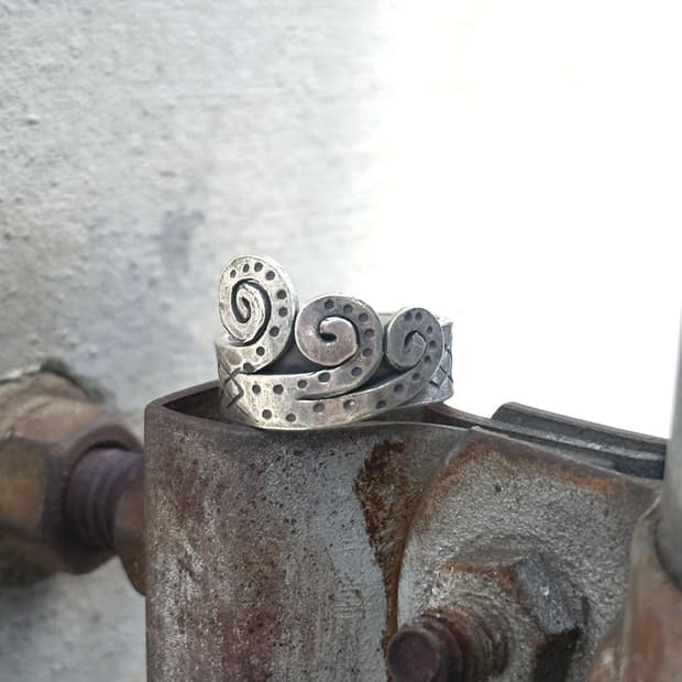Karen Silver Wave Dot Engraved Adjustabl